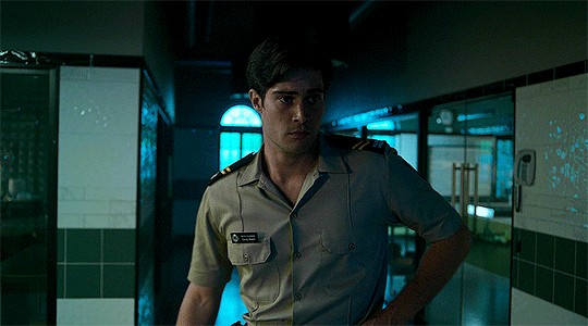 tumblr_pkjardx9FO1qadpveo4_540.gif