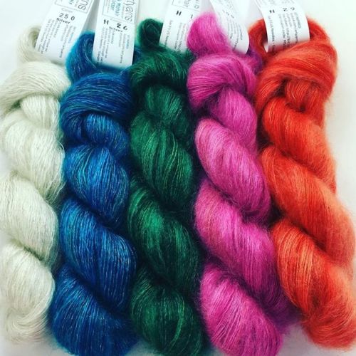 Artyarns #silkmohair you have to try it to believe it&hellip; 60% Kid Mohair/ 40% Silk and look at 