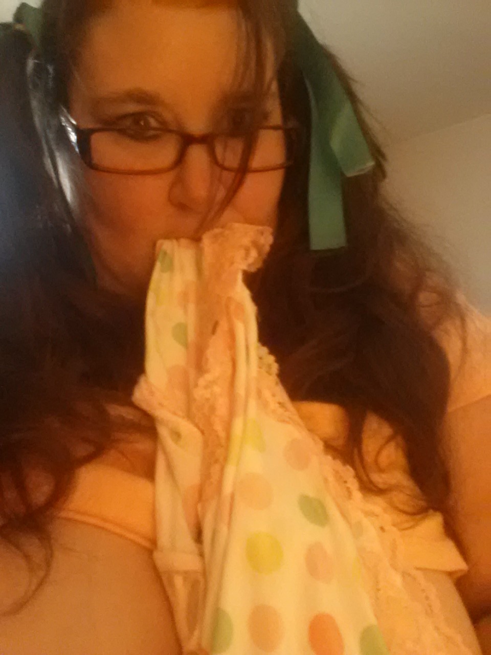 wickedlywenchy:  Hehehe…..naughty girl!!