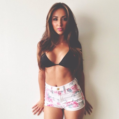 vanstyles:  Hi @kiraaleman #tgif