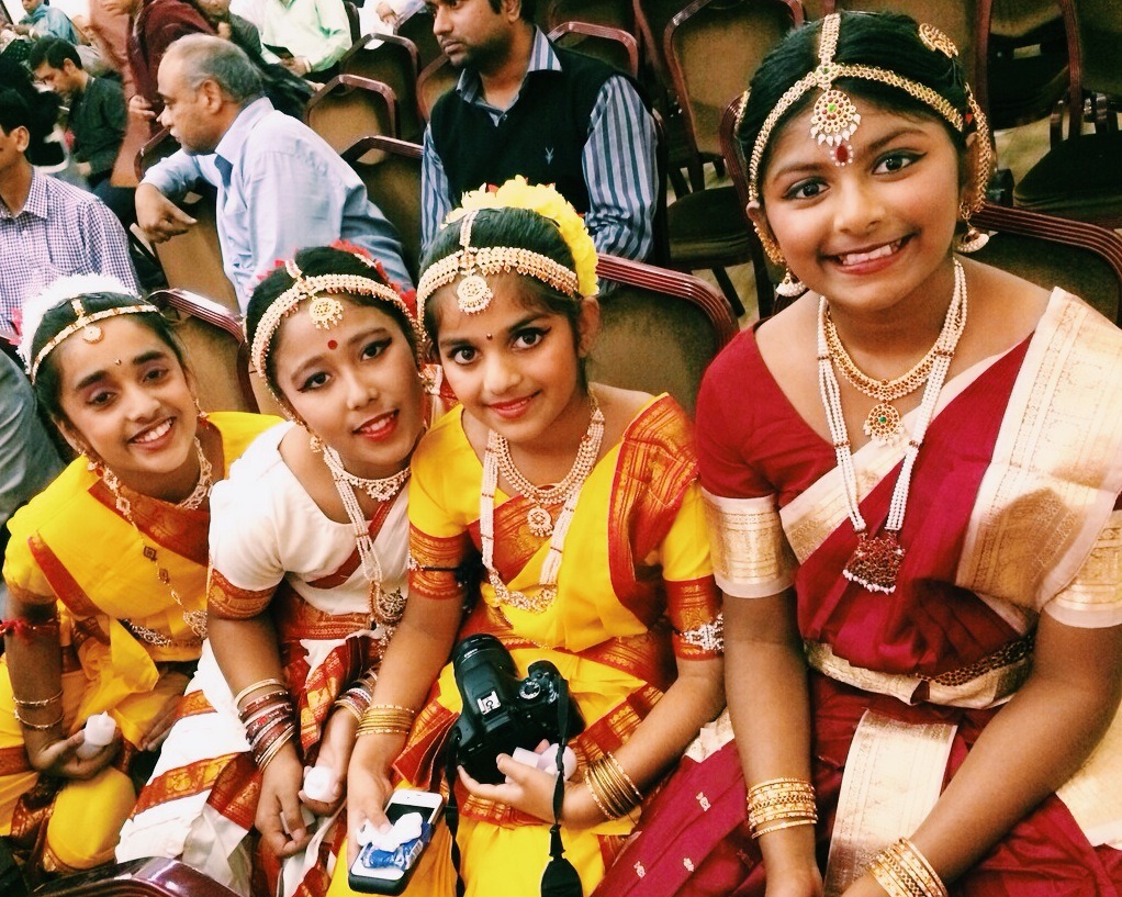 watercol0urs:  this is a photo of my sister and her friendsevery year for durga puja