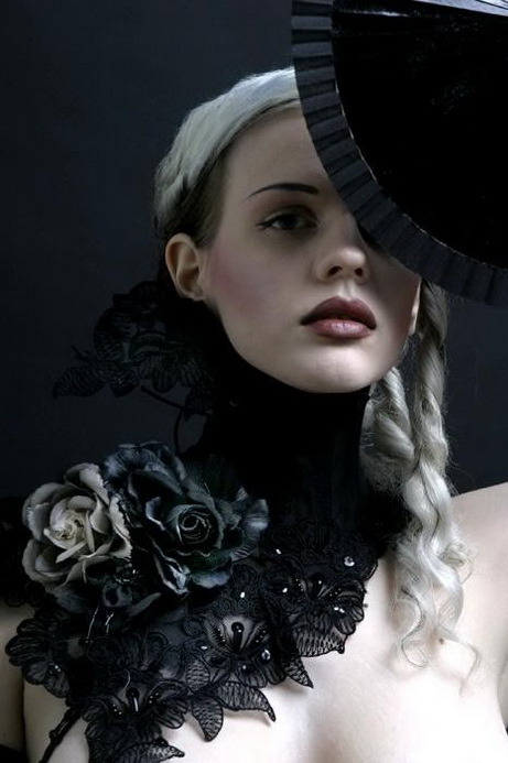 corset-fetish:  Corset FetishCorsets on Twitter