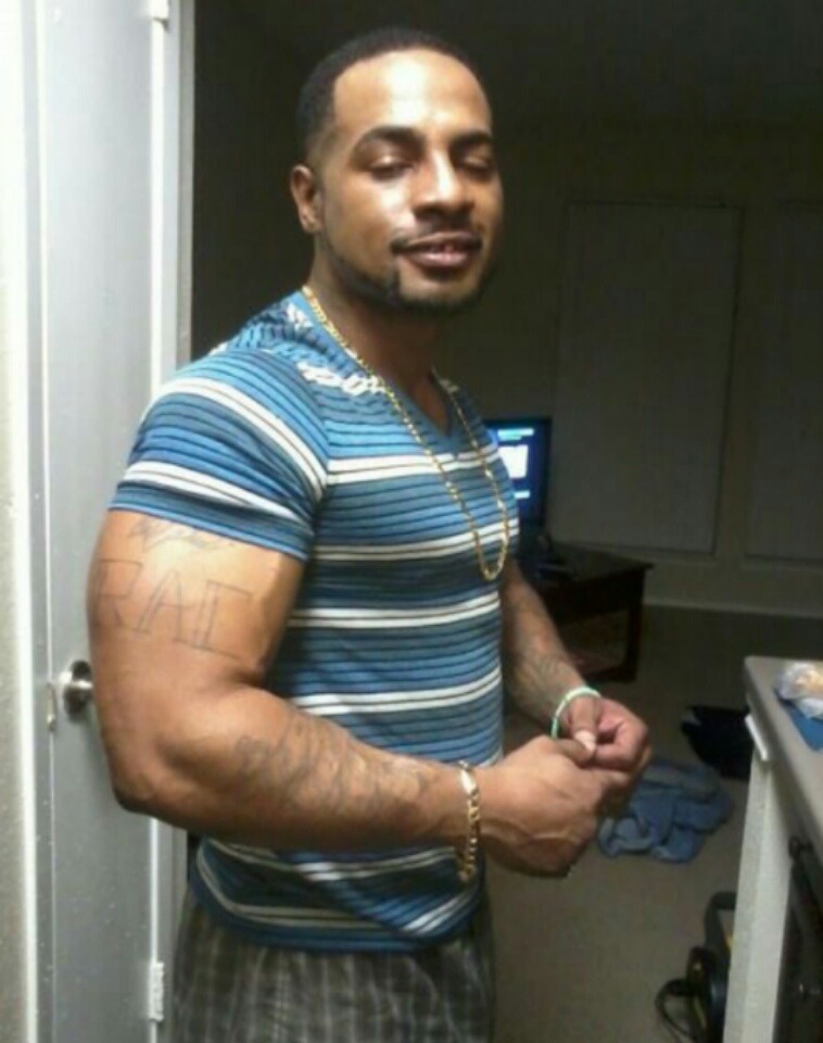 michealg87:  Fuck😍 Baby Daddy Material….🍆🍆🍆🍆