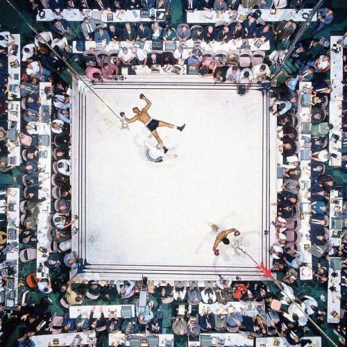 Nov. 14, 1966 | Ali knocks out Cleveland ‘Big Cat’ Williams in three rounds at the Houst