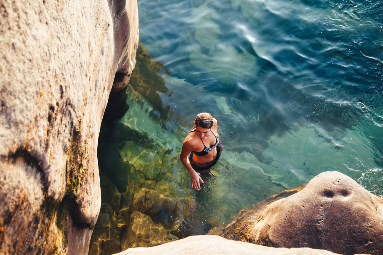 jonahreenders:  paradise By: Jonah Reenders 