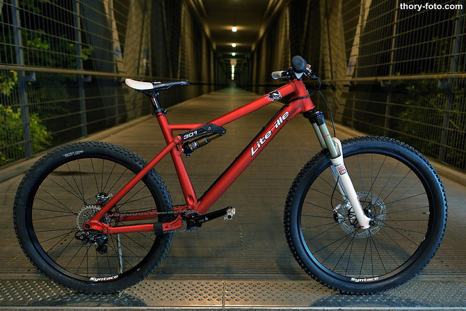 chirosangaku:  Bike of the Week # 28: Liteville 301 MK11 Tobi aka KäptnFR Leonhard