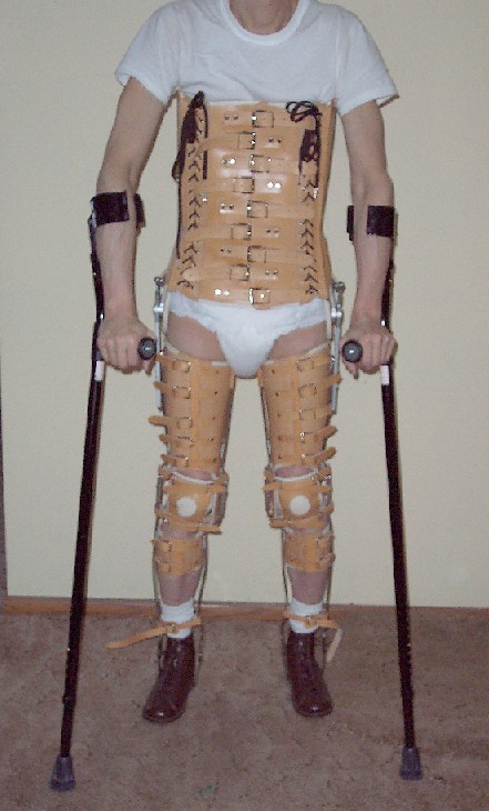 diaper-brace-lisa: devampwannabe:  If I can’t be an amputee - I want this.  YES!!!