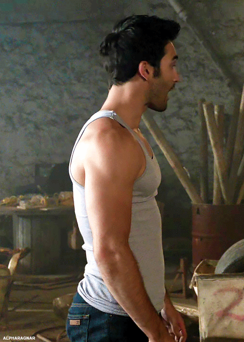 deleted-scenes:  alpharagnar:  Derek Hales tank top appreciation  I’m all about the tank top and the arms and the pecs BUT CAN WE PLEASE TALK ABOUT THE BUTT. 