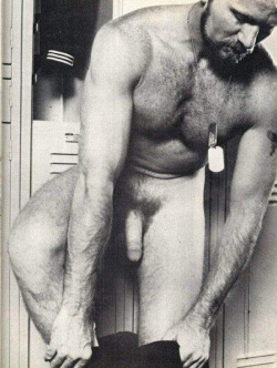  My two hairy men blogs: http://sambrcln.tumblr.com/archive http://hairysex.tumblr.com/archive