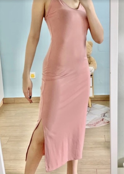 Porn whatsinmycloset:Bodycon slit dresses for photos