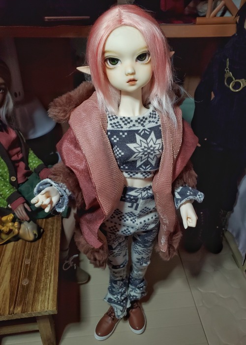 Another girl I’ve been working on since summer because I’ve very slow! I got this Torrie