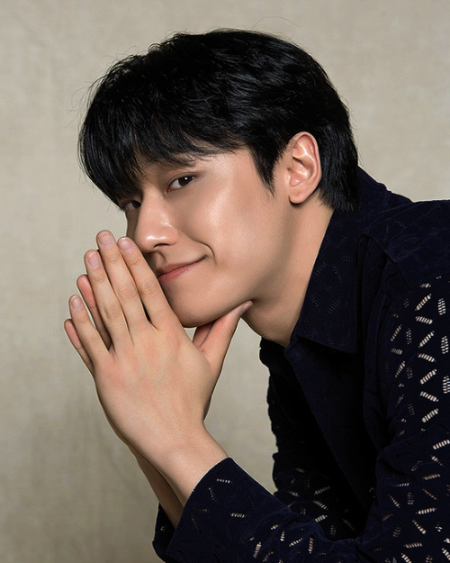 netflixdramas:LEE DO HYUNFor Cine21 (May 2022)