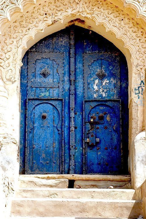 scentdelanature:  Royal Blue Door.. Yemen 