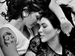 the-inspired-lesbian:  Love and Lesbians ♡ 