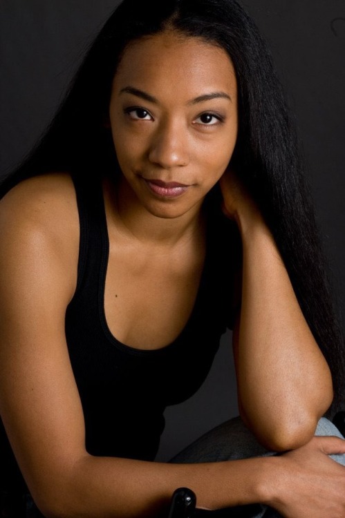 gahhhdamn: t-rew:  therealwineaunty:   56blogsstillcrazy:  Georgina nice  She played tf outta her role in “Get Out”   ^ yes she did!   she’s pretty asf   Betty Gabriel