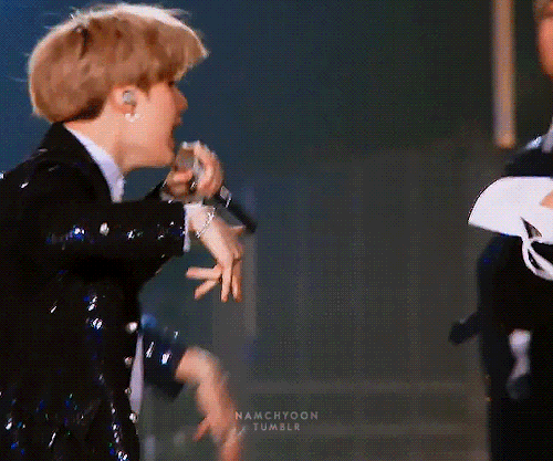 YOONGI IDOL LOVE YOURSELF FUKUOKA DOME Cr. Namuspromised For @sugajimin