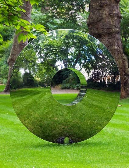 hifructosemag:littlelimpstiff14u2:David Harber, UK. Polished stainless steel portal. Awesome!Every D