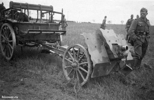 German 7.5cm light infantry gun, World War II.