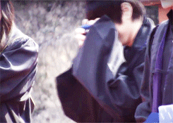 kimseoulgyu:  Myungsoo covering his face after giving a speech… 