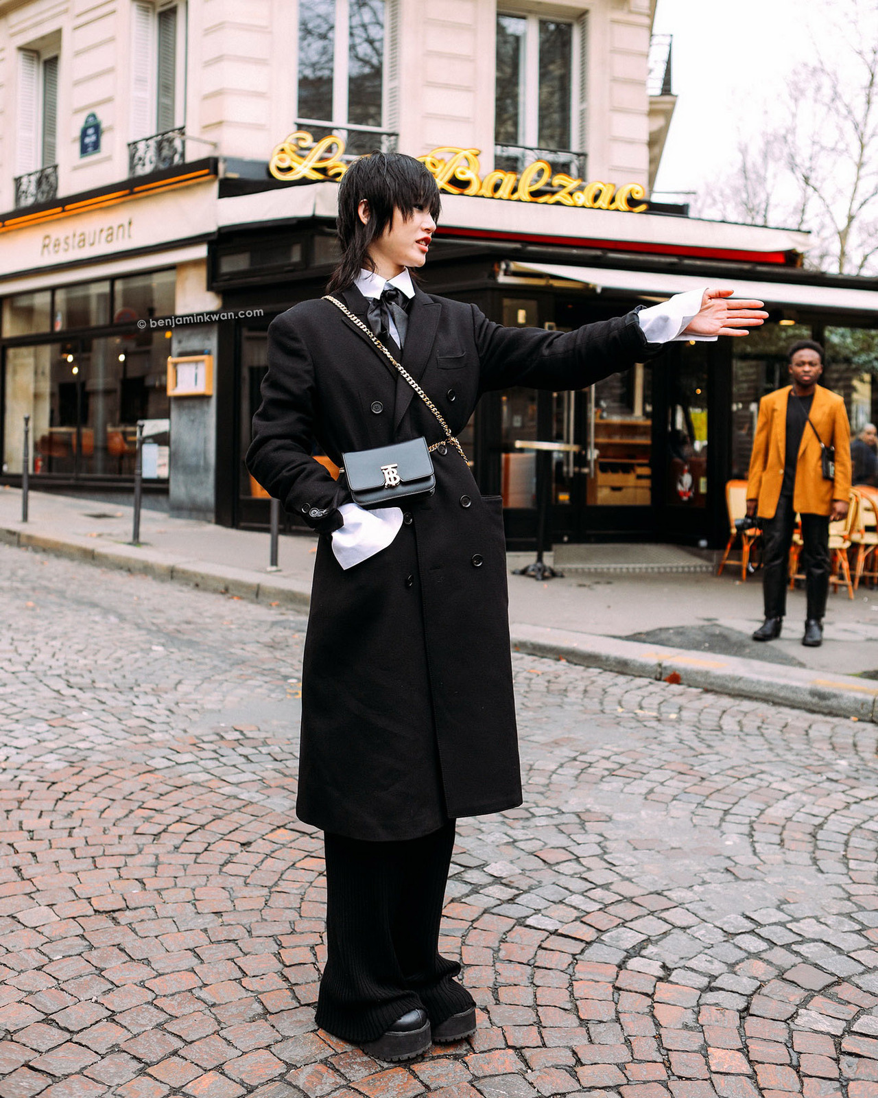 SNAPPED by benjaminkwan.com — Sora Choi at Louis Vuitton FW 2017 - 2018  Paris