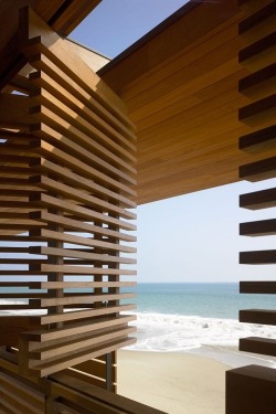 topulence:  Malibu Beach House by Richard