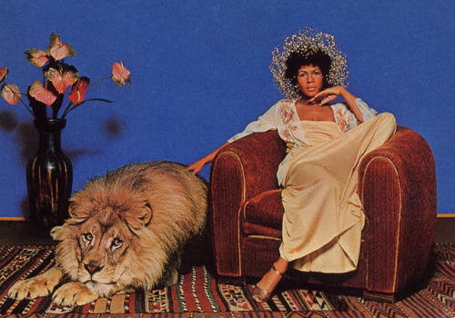 afrohijab:  phdonohue:  Minnie Riperton  I want this to be me