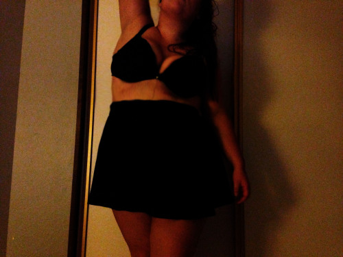 faire-amourr:  you’ve got lips so addictive. 