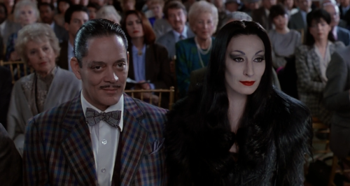 the-abyssopelagic-zone: The Addams Family (1991)Anjelica Huston as Morticia AddamsA real queenA real
