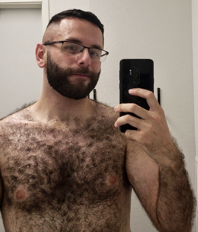 manlyhairymen: POILU MILLE BOUCLETTES !