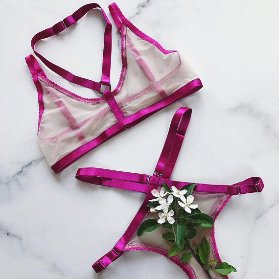 lovinghandmadelingerie: JIA