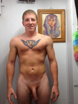 nudemanpost:  See more nude gay cam boys who love to show off cocks at Gay Cam Shows