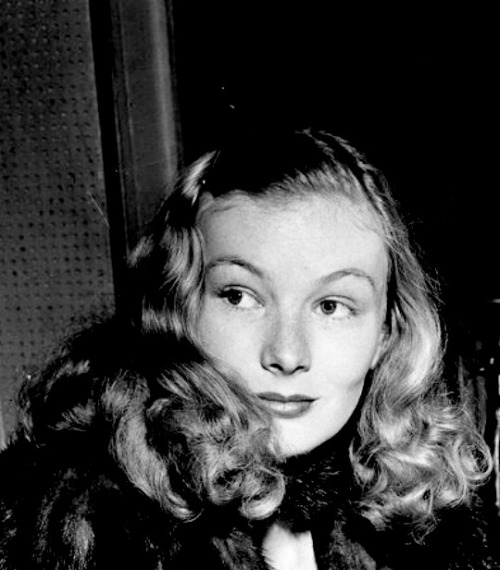 missveronicalakes: Veronica Lake in the 1940s.