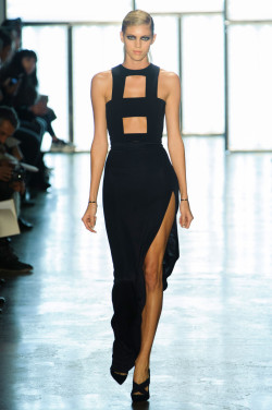 vogue-is-viral:  Cushnie et Ochs Fall/Winter 2015