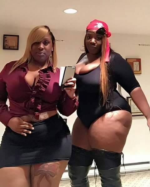 blkpipe33: Mmmmm, THICKNESS!!!! Who r they???????