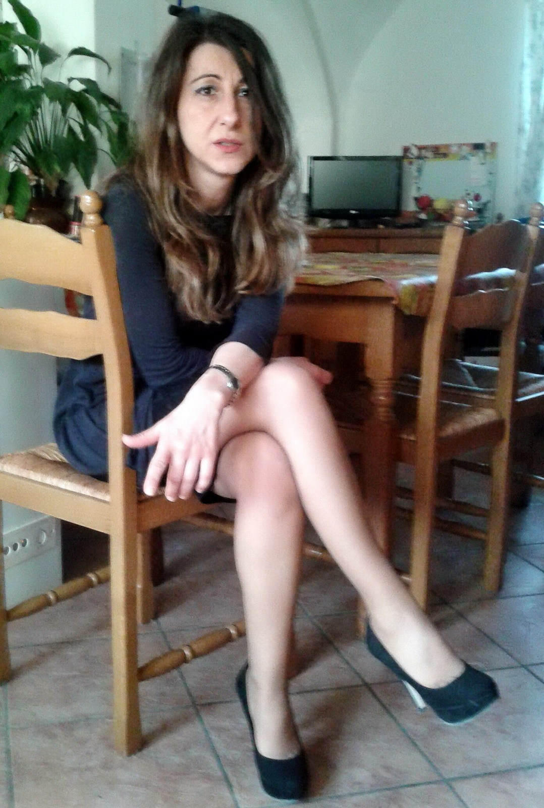 cdlover4life:  The famous transvestite wife Barbara needs to be admired…Lovely…would
