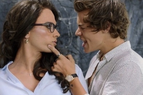 ZARRY Me Está Confundiendo. (ayuda) / ZARRY It's Confusing Me. (help)