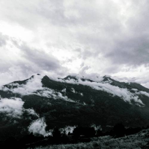 #mountains #clouds #cloudporn #bnw_life #bnw #ig_bnw #blackandwhite #biancoenero #landscape #scenery