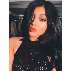 jenner-news:  Kylie: “makeup by @joycebonelli