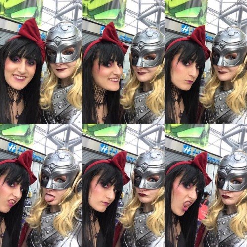 #tbt to #nycc18❤⭐️ one of our traditions is taking a selfie together when we arrive at Javits- clear