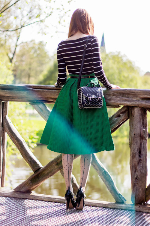 razumichin2:  “Wat ik draag:  Zonnebril – H&amp;M Gestreepte top – H&