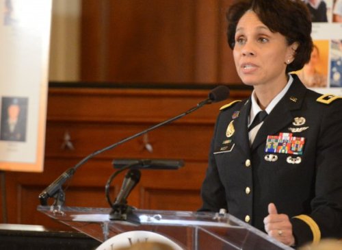 thoughtsofablackgirl:  Girls&WomenToKnow: Lt. Gen. Nadja West.Thursday, December 17th history was made when Senate confirmed Lt. Gen. Nadja Y. West as the new Army Surgeon General and Commanding General, U.S. Army Medical Command. This makes West