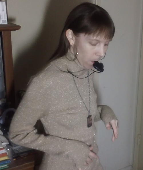 butterflyinthewell:I am Cyndi.I am a 35 year old autistic adult.I will not shrink or change who I am
