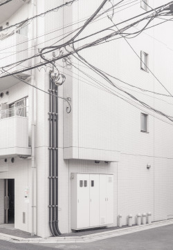 janvranovsky:  House corner in Nishi Nippori (Tokyo) ) | © Jan Vranovský, 2016 