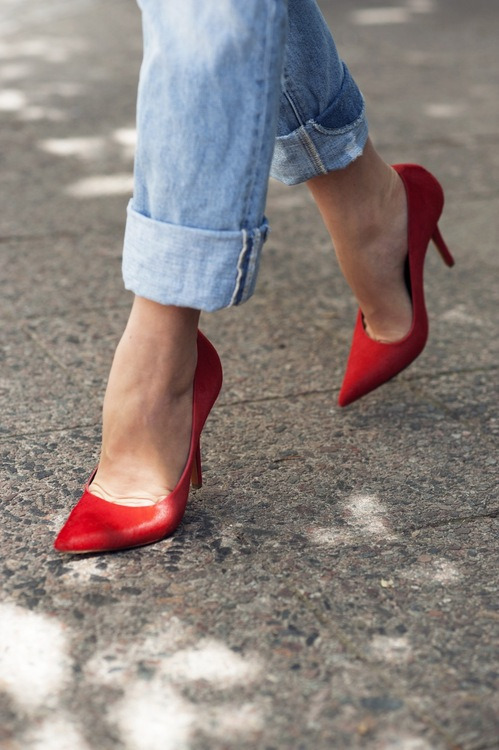 incredibleheels:  Red pumps and jeans. A match made in heaven.  So sexy and erotic