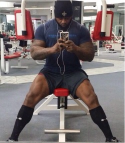 zamnzaddyyy:  Love Mature Black Men Follow: ZamnZaddyyy.Tumblr.com