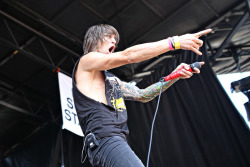 ydgnn:  Blessthefall (by lauren aguirre1)