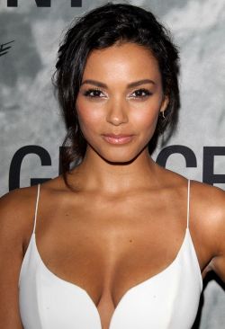 hashtagpoint:  Jessica Lucas