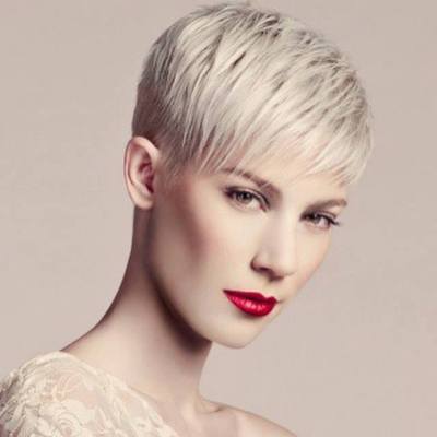 Short Hair Beauty: Photo