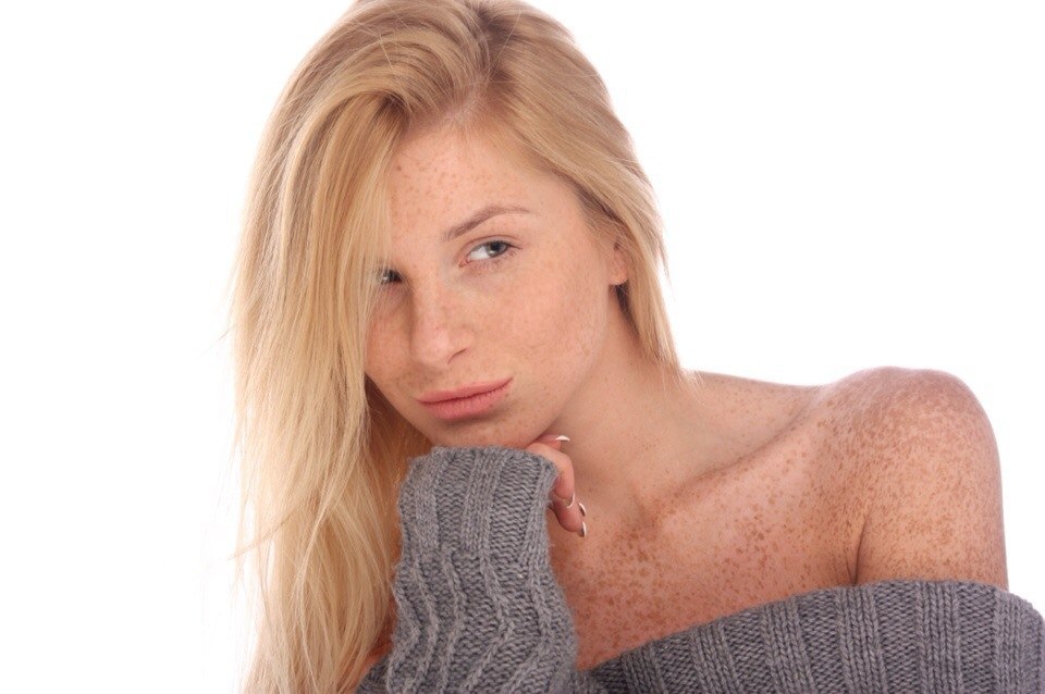 amazing freckles:Polina Kultbest of erotic photography:www.radical-lingerie.com