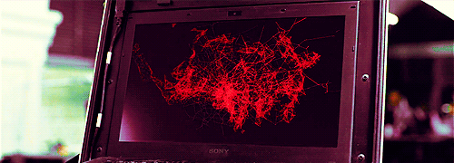 commanderlexa:  Shit, shit, shit. He hacked us.  USANDO INTERNERDS COM IE